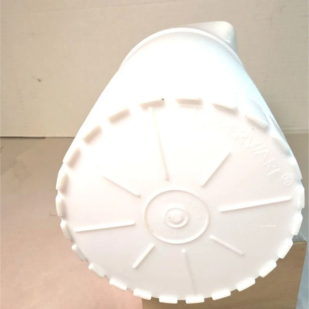 Vintage Tupperware White 1.5 Quart Pitcher Red Push Button Lid